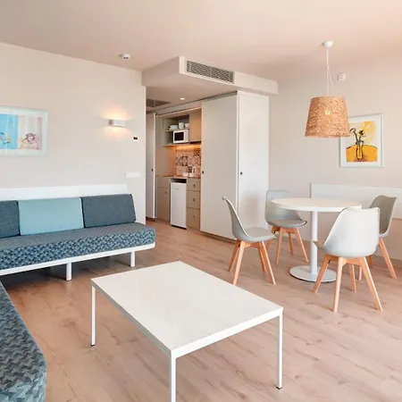 Protur Atalaya 公寓